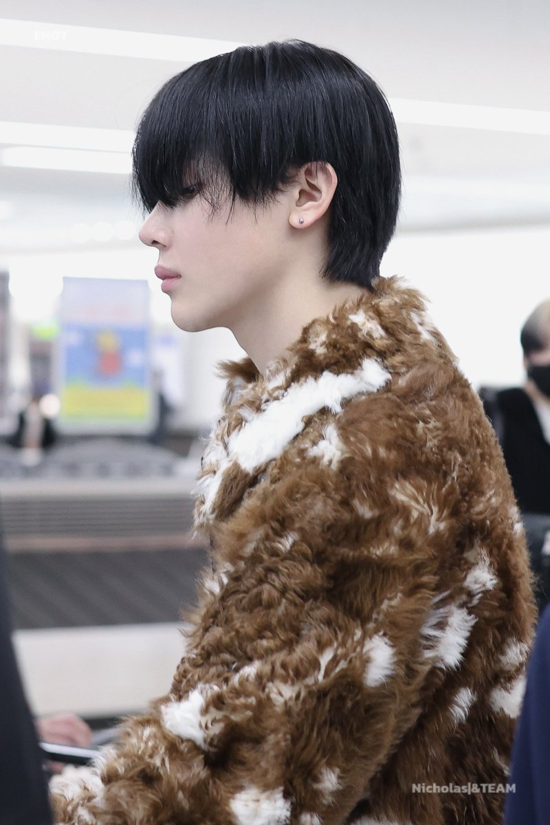 enotnico's tweet photo. 241128 HND #NICHOLAS #니콜라스 #ニコラス #王奕翔 #andTEAM #앤팀 https://t.co/3G317A9b77