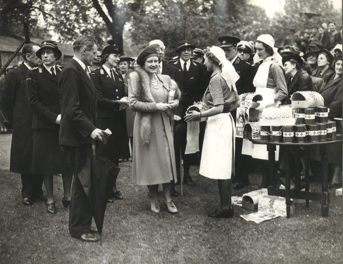 Museum of the Order of St John (@stjohnsgate) on Twitter photo The Museum’s latest blog post for <a href="/explorearchives/">Explore Your Archive</a> is now available! Follow the link below to read about a family that has a close connection with <a href="/stjohnambulance/">St John Ambulance England</a> and the Order of St John.
museumstjohn.org.uk/explore-your-a…
#ExploreYourArchive #EYAFamily The Museum’s latest blog post for <a href="/explorearchives/">Explore Your Archive</a> is now available! Follow the link below to read about a family that has a close connection with <a href="/stjohnambulance/">St John Ambulance England</a> and the Order of St John.
museumstjohn.org.uk/explore-your-a…
#ExploreYourArchive #EYAFamily