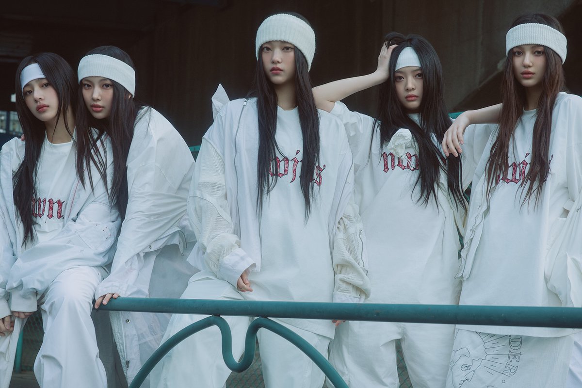 BREAKING: #NewJeans Announces Departure From ADOR 
soompi.com/article/170682…