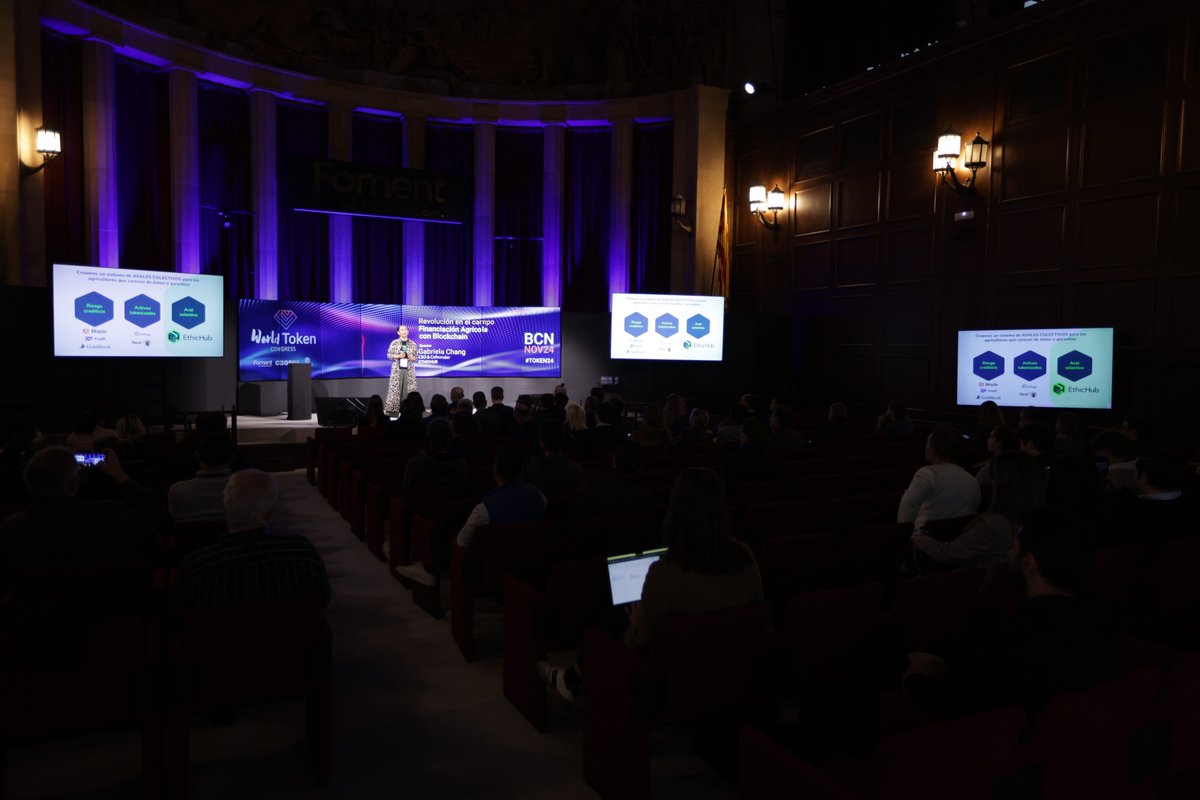 FomentTreball's tweet photo. @GabrielaChang17, cofundadora y CSO de @EthicHub, és la següent ponent. Un dels casos més innovadors de tot l'esdeveniment que ha aconseguit vincular la tecnologia blockchain al sector primari.
"Transformamos juntos la forma en que se financia la agricultura para construir un futuro más próspero para todos".
EthicHub destaca per haver revolucionat el sector agrícola amb #blockchain i #tokenització. Impacte #social, inversió amb propòsit i desenvolupament #sostenible. 🌱
#Agricultura #SectorPrimari #Digital #EconomiaDigital