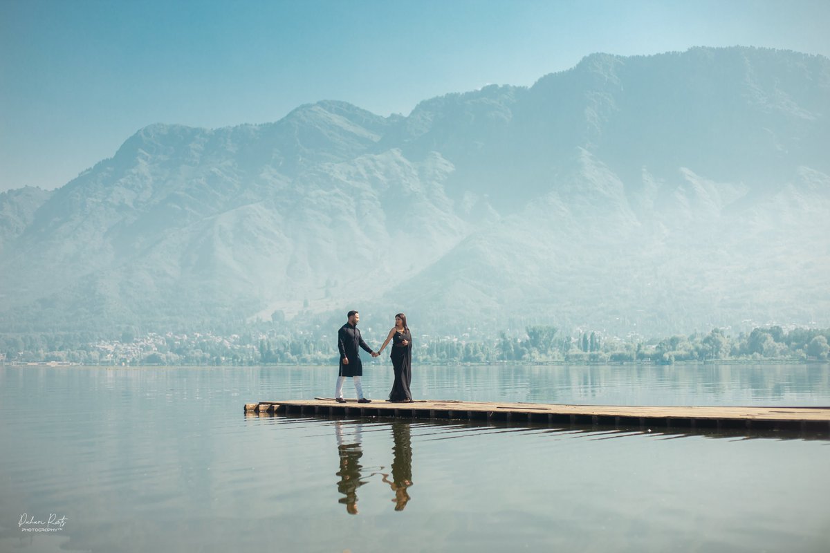 RootsPahari's tweet photo. Pre-wedding shoot in Dal Lake, Srinagar, Jammu &amp; Kashmir. by pahari roots Photography https://t.co/tSt8zPFIGf