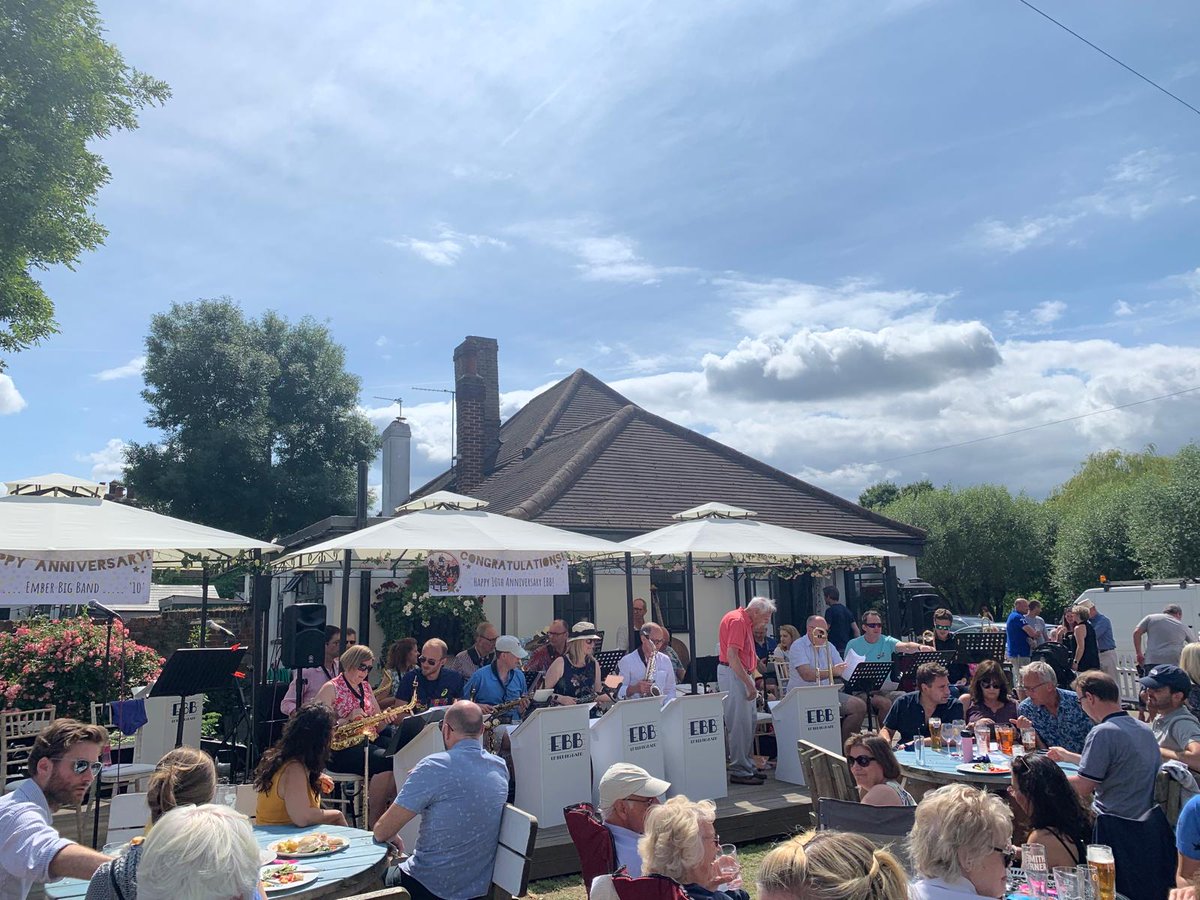 MarneysPub's tweet image. Join us for Live Music and fun packed nights, Book your table early to avoid missing out.
Great Food.....Great music!
 #LiveMusic #MusicNights #BookYourTable #NightOut #FunTimes #LocalEvents #MusicLovers #FoodAndMusic