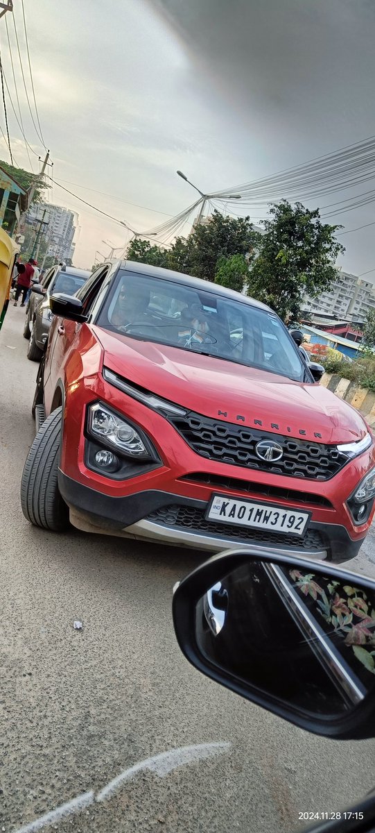 AbhiMittal59's tweet image. @BlrCityPolice @blrcitytraffic has #BierLibrary valets on Sarjapur Road been given special privileges and rights to drive in wrong direction? This has become regular nuisance @alokkumar6994 @kdevforum