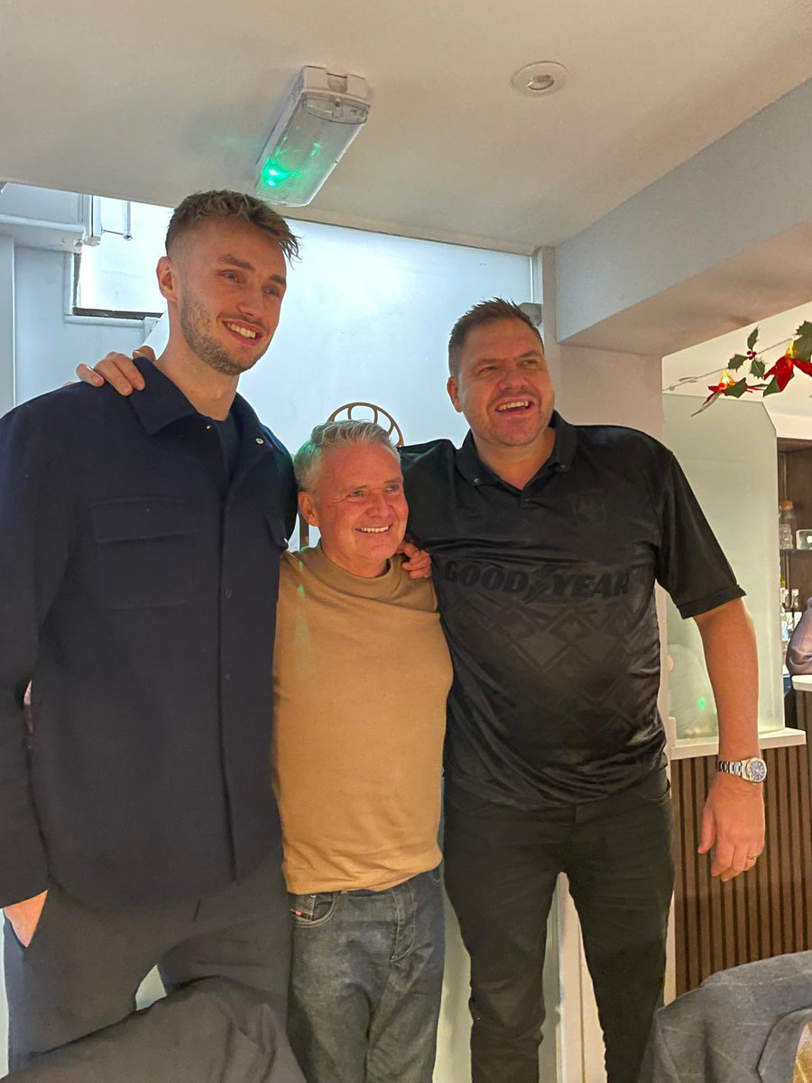 Great night at Sasa Kalajdzic restaurant in Tettenhall - Fjaka!

….brilliant to see the legend Charlie Blakemore too!

Excellent food and a very humble man who made some incredible donations to the charity last night!

That place is a MUST visit! 👏👏