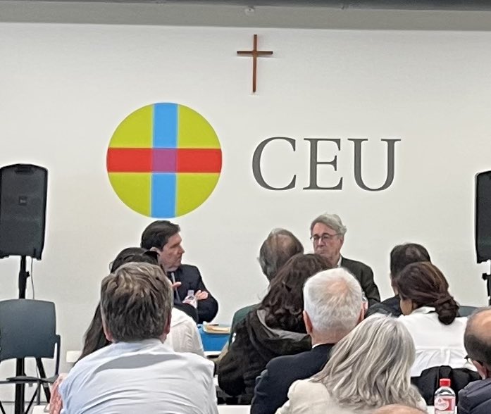 Pablo Velasco Q ‏ن tweet media