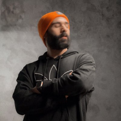 S3eedJ3ede's tweet photo. #NewProfilePic https://t.co/z8rSi3AnGV