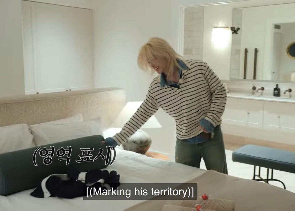 YfwbbS's tweet photo. what in the omega https://t.co/S43QfcEgDI