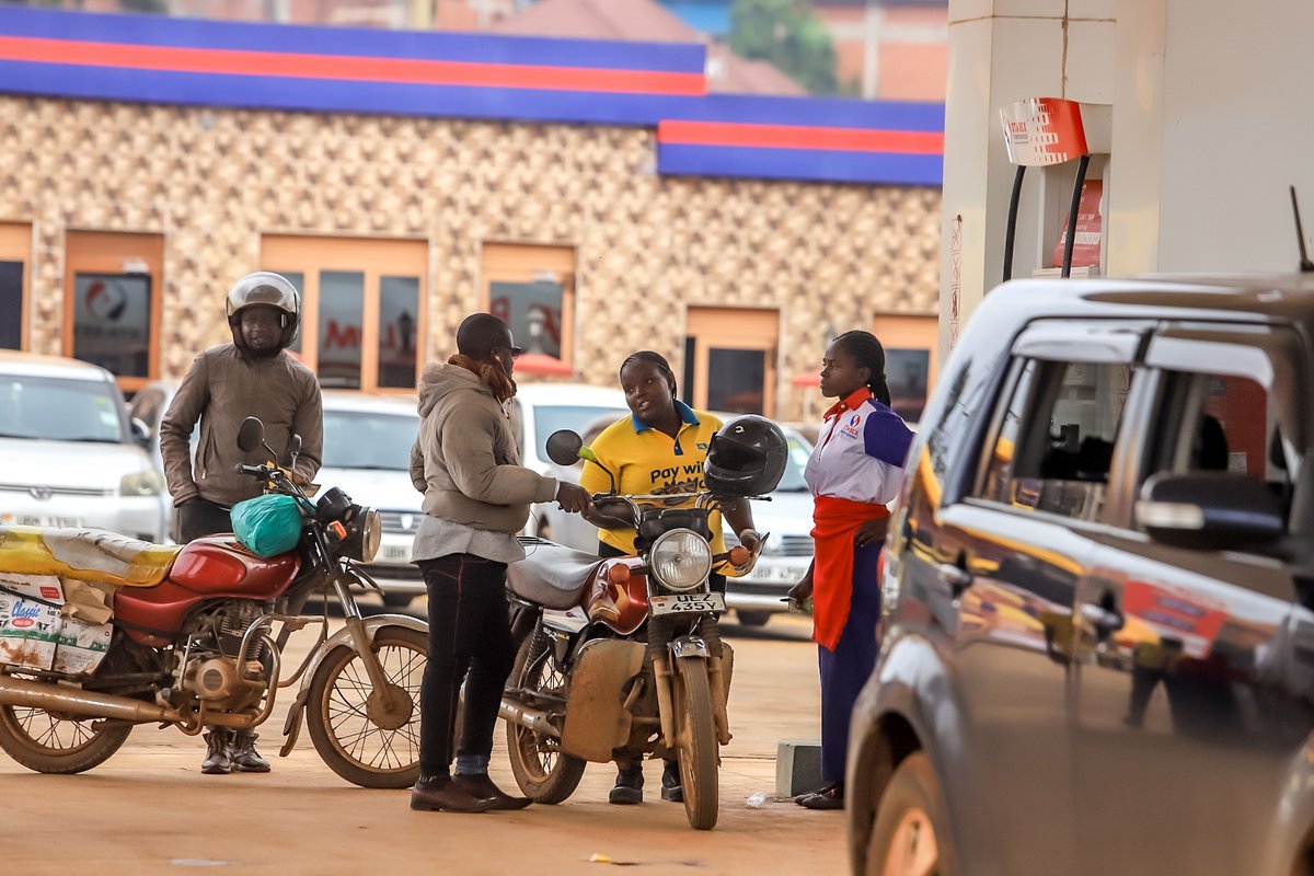 mtnug's tweet image. Our friends from @mtnmomoug are on ground in #Nansana today, partnering with @Stabex_Ug to promote cashless payments. #PayWithMoMo and enjoy the ease of digital payments.