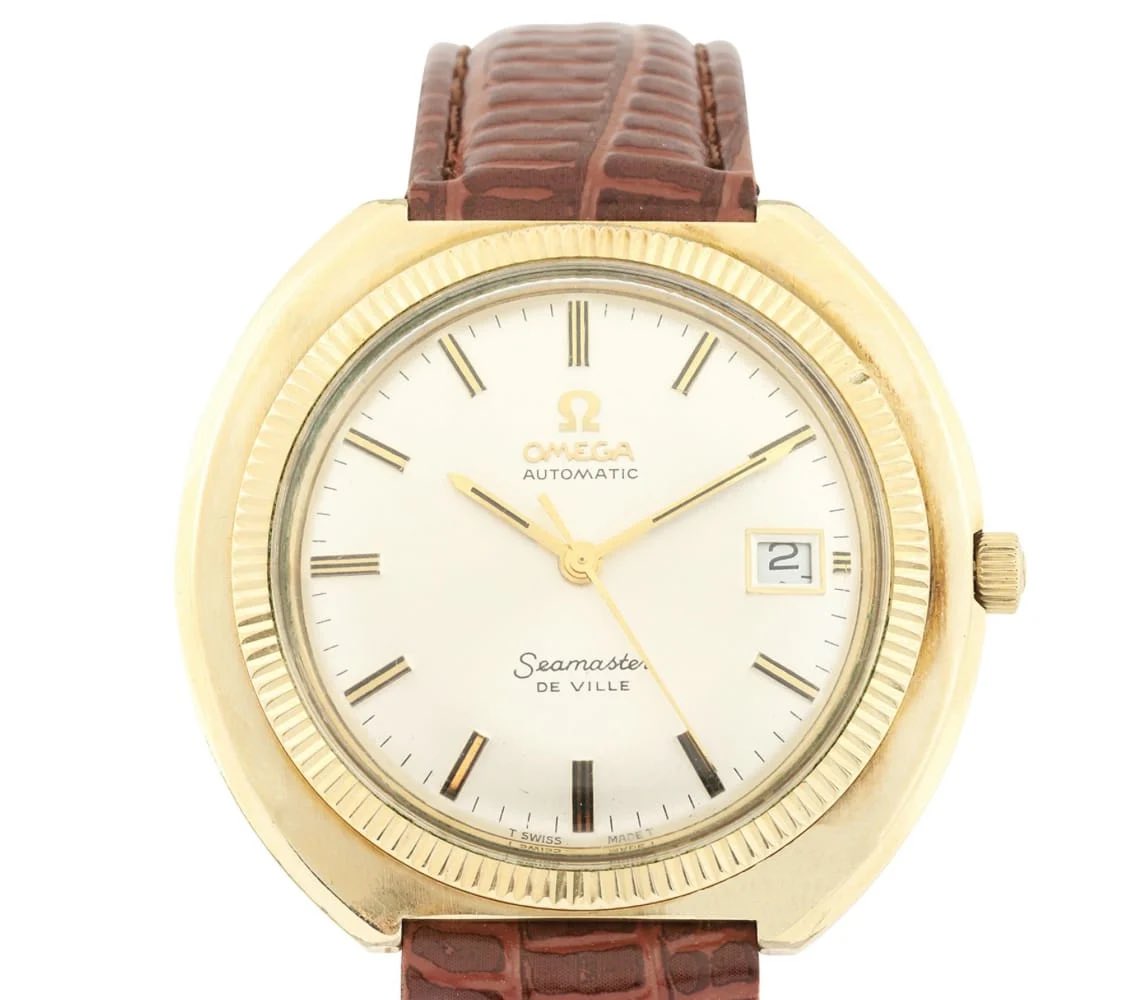 omegaforums's tweet image. Big, Bold, Rare, Gold and made for the American Market, the #Omega #Seamaster #DeVille KM6326 is a 41.5mm beast produced by Norman Morris in a time when more was more.
stories.omegaforums.net/omega-km6326-s…