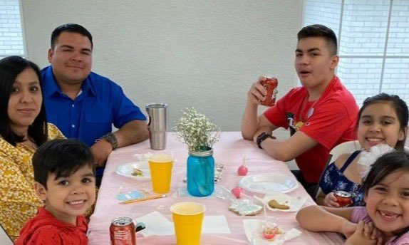 Dolphreaky tweet media