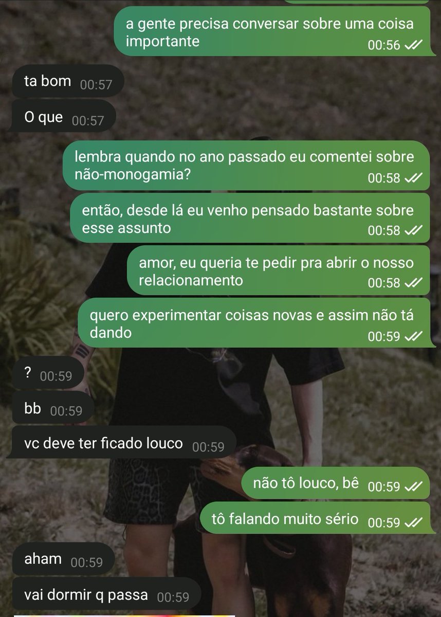 thwkill4r's tweet photo. tentei fazer aquela trendzinha de pedir pra abrir o relacionamento com o meu namorado, fiquei assustado e ele ficou não verbal https://t.co/AqrxoMVUBv