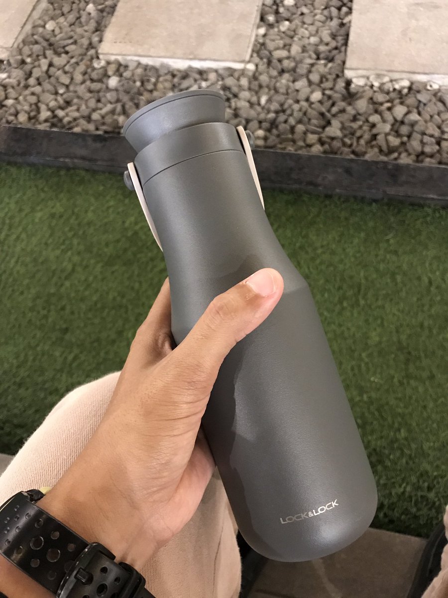 evaseptianaaa's tweet photo. Tumbler kesayangkuuu ilang 😭😭😭 https://t.co/CKTJfg0deK