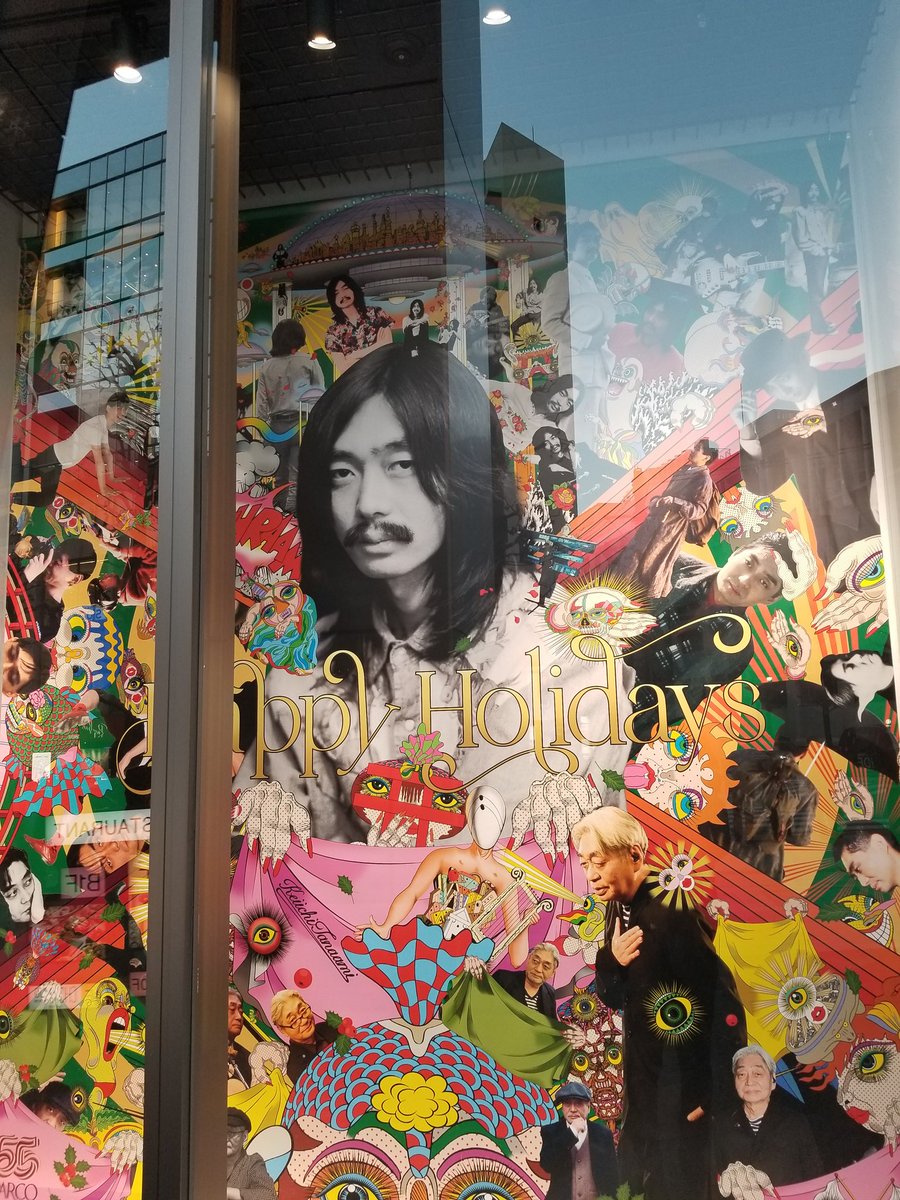 1004Jet's tweet photo. 渋谷PARCOの入口が大変なことになってた、PARCOが55周年で細野さんも音楽活動55周年なのでこうなったらしい。若い子ばかりで細野晴臣なんか知らないかと思ったら大学生��らいの女の子3人組が「細野さんウケる~」とか言って自撮りしてた、若手ミュージシャンのリスペクトはちゃんと伝わってるんだな。 https://t.co/evN80f8gqo
