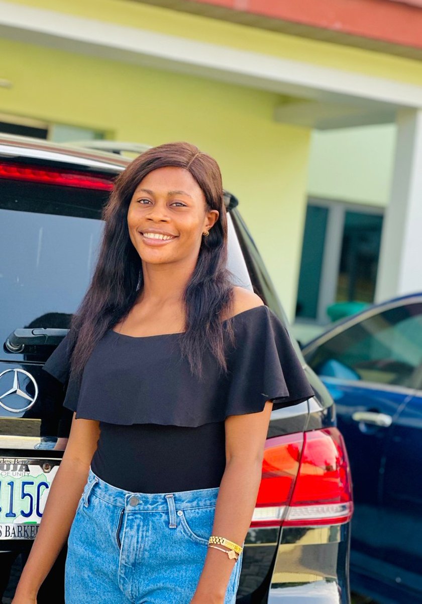 omogbemmy50's tweet photo. I want it all;
The Career, The Love and The Money. https://t.co/DIYcLUSnDY