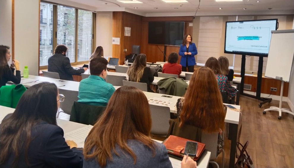 ELZABURU_Online's tweet photo. 🧘🏻‍♀️ Nos incorporamos al programa "Bienestar para Despachos", que promueva la Fundación @icam_es Cortina.

Durante los próximos siete meses entraremos en contacto con herramientas y técnicas para medir, evaluar y mejorar el bienestar personal y profesional de todo nuestro equipo. https://t.co/kaPN2nL8TP