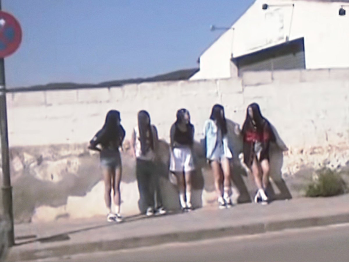 newjimuse's tweet image. NEWJEANS NEVER DIE