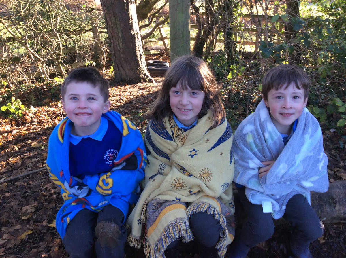 AppleySaintsCE's tweet photo. #ABASY3 We had a fabulous time imagining that we were shepherds looking after our sheep on a cold winters night. We lit a fire and then spotted a very bright star.@WN6_Mums @ShevCommunity @StandishVoiceNF @CidariEducation https://t.co/qkdAeSWZHl