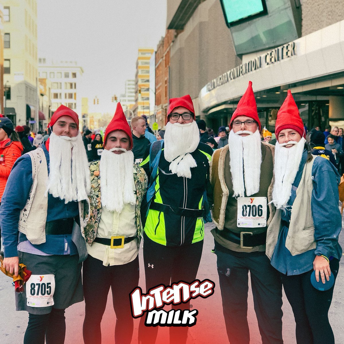 🦃 Turkey Trotters! Nothing says INTENSE like powering through the #TurkeyTrot! 🏃‍♀️🏃‍♂️ After all those miles, it’s time to recharge with your favorite flavor of Intense Milk. Tag us in your post-trot pics and show us how you’re fueling up this holiday! #HappyThanksgiving