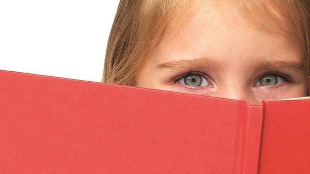 How can we use reading in schools to encourage children to become confident &amp; engaging writers? Primary English specialist <a href="/nicholsonm28/">Michelle Nicholson FCCT</a> from <a href="/HertsEnglish/">HertsPrimaryEnglish</a> offers us five methods &amp; some tried and tested ideas buff.ly/3CNMUBS #teaching #teachers #schools