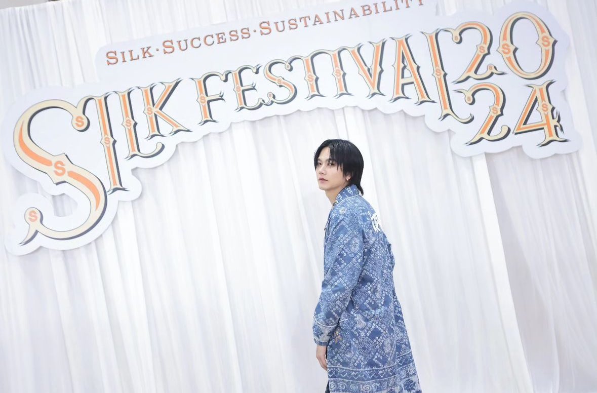 [28112024]

Buildyourloveforyou IG update💙

ขอบคุณ <a href="/issuethailand/">ISSUE THAILAND</a> มากๆนะคะ🙏🏻

BUILD TOGETHER WITH ISSUE THAILAND
#SilkFestival2024xBuild
<a href="/JakeB4rever/">BIU.</a> #BuildJakapan 
#Beyourluve