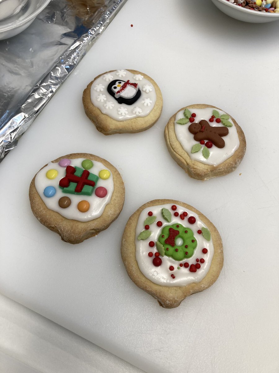 Roger Johnson (@rogerj_01) on Twitter photo βAt what point do we get to eat these?β. The Duchess of Edinburgh visits <a href="/davidlewisorg/">David Lewis</a> in Cheshire and tried her hand at cookie decorating! Report tonight on <a href="/BBCNWT/">BBC North West</a> at 1830. βAt what point do we get to eat these?β. The Duchess of Edinburgh visits <a href="/davidlewisorg/">David Lewis</a> in Cheshire and tried her hand at cookie decorating! Report tonight on <a href="/BBCNWT/">BBC North West</a> at 1830.