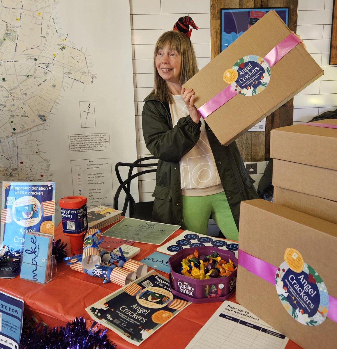 Angel Islington (@_angelislington) on Twitter photo Visitors to our 'Glow in the Angel' festive spectacular on Saturday gave generously yet again, raising £400 for <a href="/isgiv/">Islington Giving</a>'s winter appeal through donations and snapping up our charity Angel Crackers. Thank you.💗 Visitors to our 'Glow in the Angel' festive spectacular on Saturday gave generously yet again, raising £400 for <a href="/isgiv/">Islington Giving</a>'s winter appeal through donations and snapping up our charity Angel Crackers. Thank you.💗