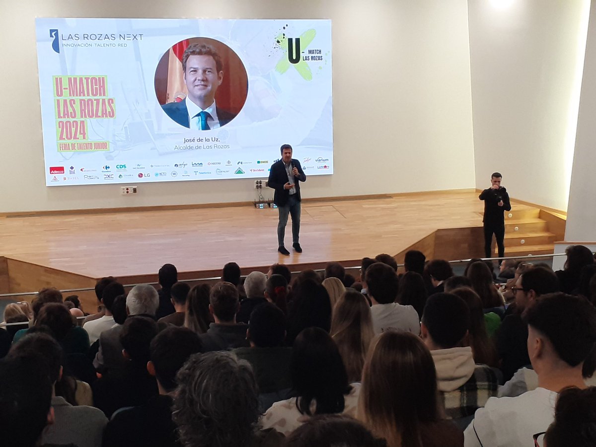 LasRozasNext's tweet photo. @jdelauz @Ayto_Las_Rozas @HPEspana Las Rozas tiene las puertas abiertas para todo aquel con ganas, actitud y pasión. 

Así lo ha dejado claro el Alcalde, José de la Uz, en un discurso en el que ha recordado el bajo índice de paro del municipio. 

Candidatos, ¡os estamos esperando! 🤝

#UMatchLasRozas2024 https://t.co/HVqCVon43T