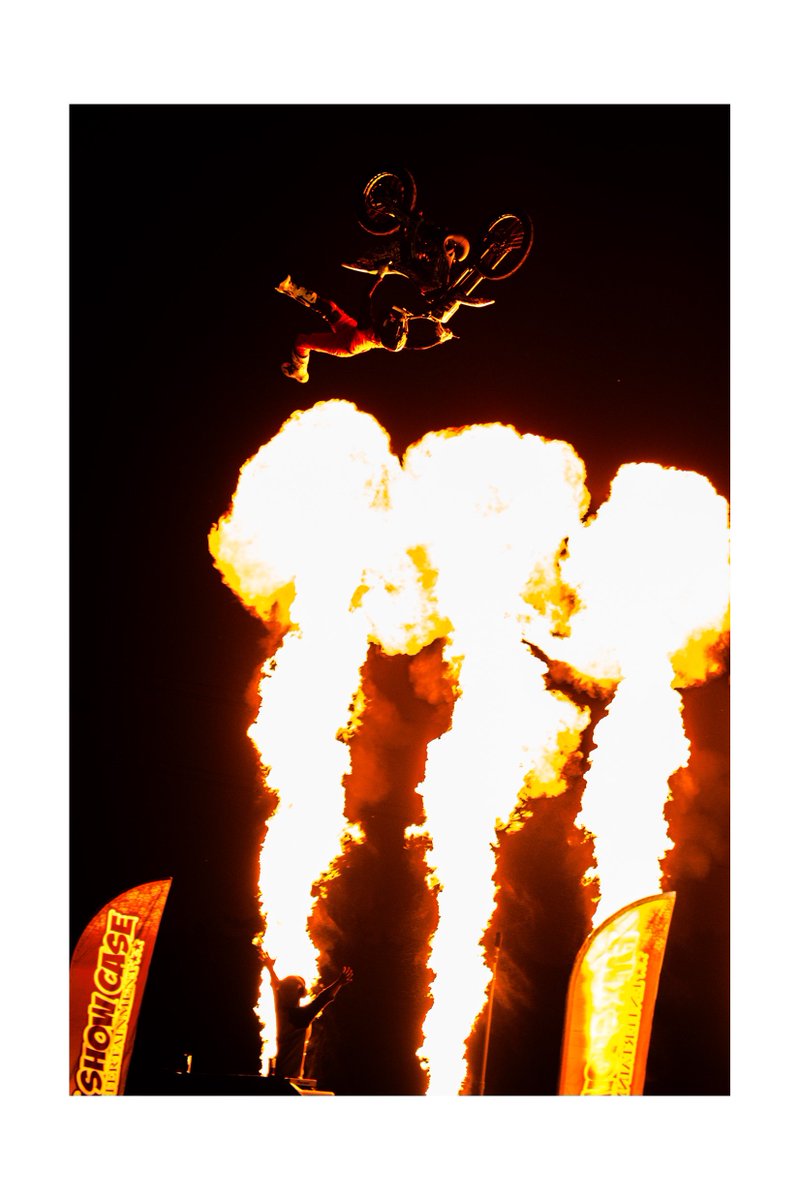 Kuwasiku_225's tweet photo. Fire Ride🔥🔥🔥🔥🍃🍃🍃
Rider🏍: @ Hitoshi "htc" Takahashi
Shoot📸: KUWASIKU
#shotbykuwasiku
#fmx
#freestylemotocross
#fmxlife https://t.co/O33QFLRYhQ