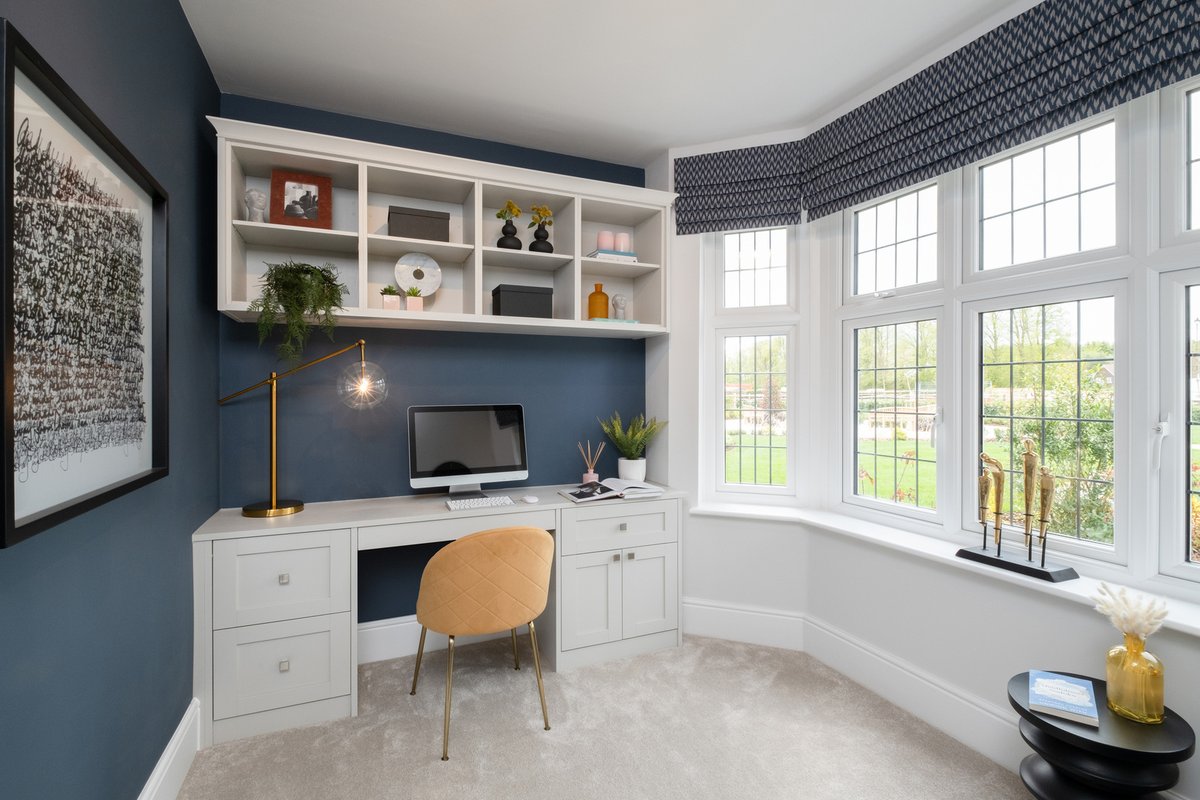 Redrow's tweet photo. Are you planning a dedicated #hobby or #playroom but not sure where to start with #decor? 🎨🧘🏽📝

Our latest article includes some things to consider 👉 https://t.co/d4bgK8QgAf 

#Redrow #RedrowHomes #Hobbyroom #Playroom #HomeInspo #InteriorInspo #HomeInspo https://t.co/uq3afgMRLy