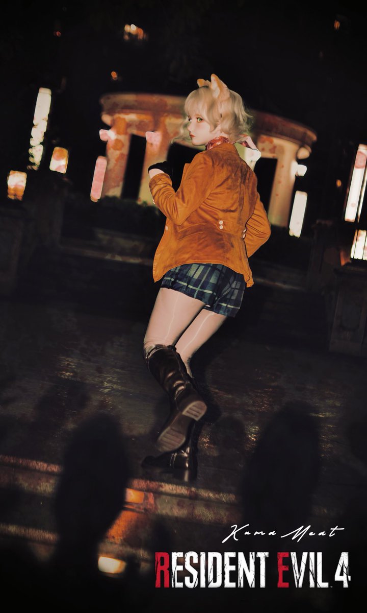 Leon！This way, hurry! 
📷：<a href="/changsikig/">怅思猫猫</a> 
#ResidentEvil4 #AshleyGraham #dollweekend #kigurumi
