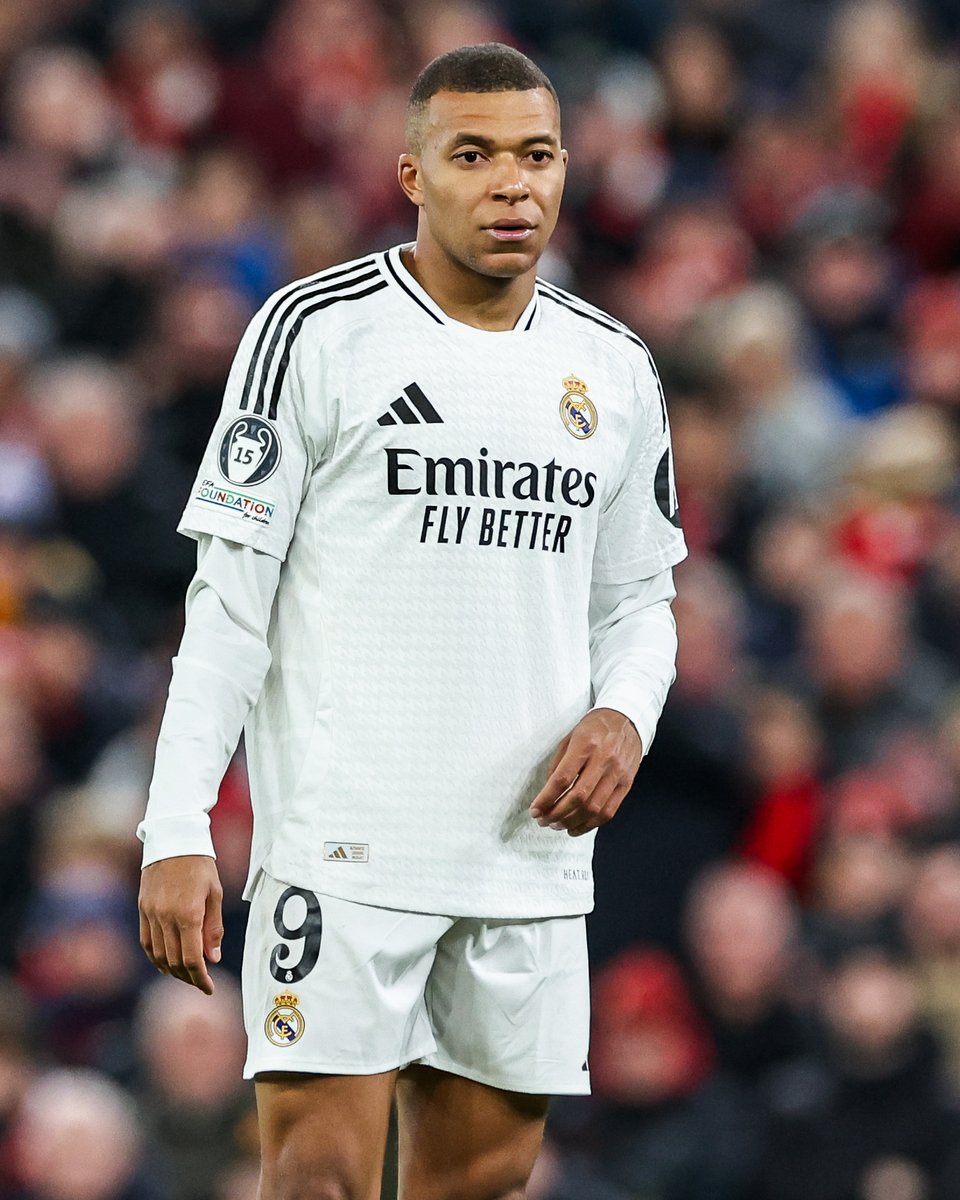 _BeFootball's tweet image. 🚨‼️ Emmanuel Petit pense que Mbappé a été 𝗺𝗮𝗿𝗮𝗯𝗼𝘂𝘁𝗲́ 😳

« 𝗠𝗼𝗶, 𝗷𝗲 𝗽𝗲𝗻𝘀𝗲 𝗾𝘂’𝗶𝗹 𝗮 𝘃𝗿𝗮𝗶𝗺𝗲𝗻𝘁 𝗲́𝘁𝗲́ 𝗺𝗮𝗿𝗮𝗯𝗼𝘂𝘁𝗲́. 𝗠𝗼𝗶, 𝗷’𝘆 𝗰𝗿𝗼𝗶𝘀 𝗮̀ 𝗰𝗲𝘀 𝗰𝗵𝗼𝘀𝗲𝘀-𝗹𝗮̀, 𝘃𝗼𝘂𝘀, 𝘃𝗼𝘂𝘀 𝗻’𝘆 𝗰𝗿𝗼𝘆𝗲𝘇 𝗽𝗮𝘀. Je le dis parce que je…