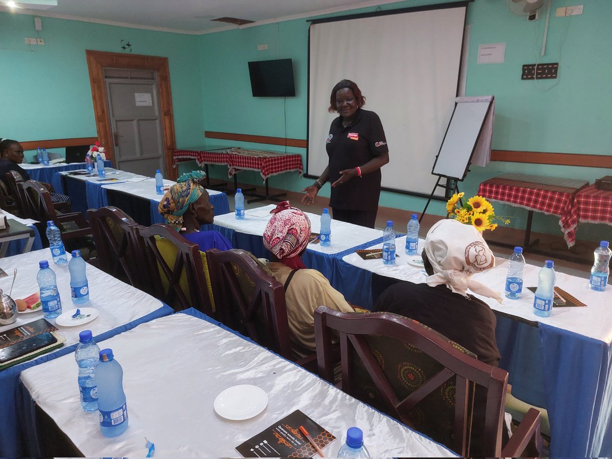 edochait's tweet photo. Hon. Pauline Lokuruka, an @echami_a_ito director engaging participants at the Save A Grandparent (SAG) project feasibility and validation meeting to  present feedback on project impact on older persons who were the beneficiaries. The project is supported by @HelpAge #OlderNotOver https://t.co/BULOaFK39v