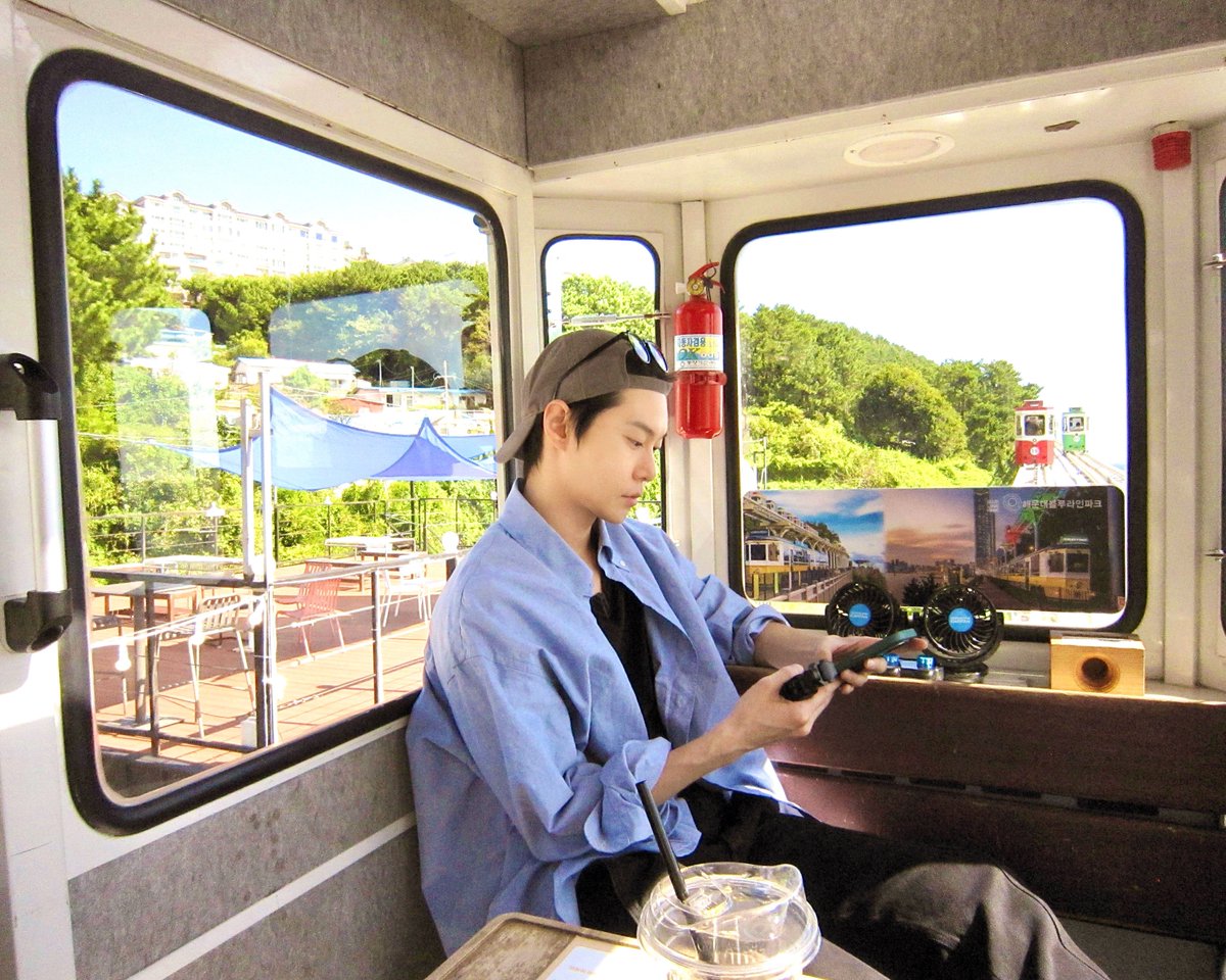 NCTsmtown's tweet photo. exploring #BUSAN by the rail car 🛤☀️

#DOYOUNG #도영
#도영이의청춘여행
#NCT #NCT127 https://t.co/cVfIl7JhAr