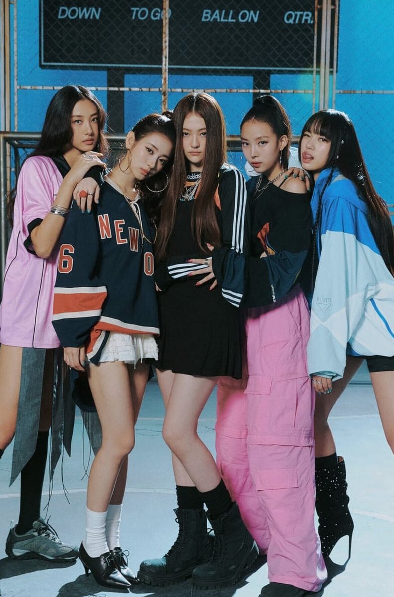 MEOVV_GLOBAL's tweet photo. Not Meovv Related but 
#MEOVV fans stand with NEWJEANS.
Thank you for standing up for your respect and values, setting an example in the K-pop industry, and reminding your peers and juniors to never settle for less. We wish Newjeans a brighter and more successful future! https://t.co/0O9Bj00pX1