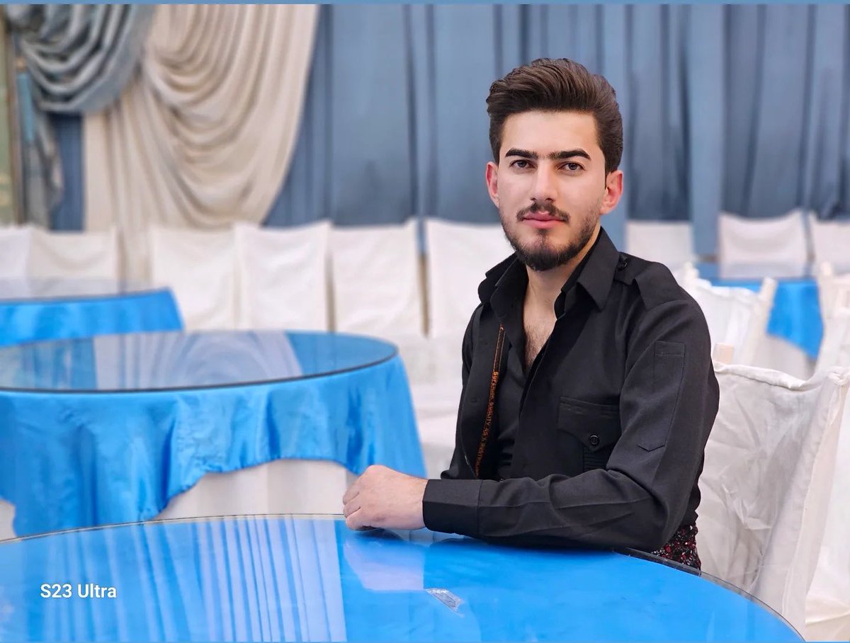 cuarram_'s tweet photo. لێره نیت به‌ڵام هه‌ر به‌ یادت شادم🖤 https://t.co/GJregAlQN5