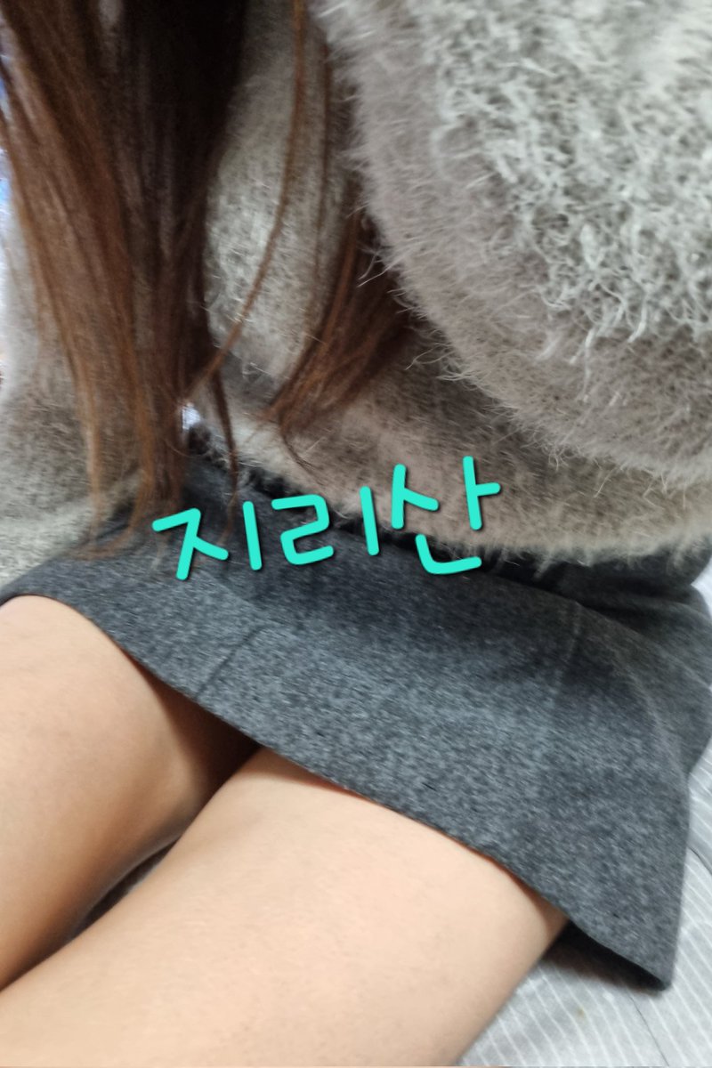 vip09ga's tweet photo. 눈오는날 마실나가는 와잎~
복장 
췌~크 ! https://t.co/xmVOd71f3H