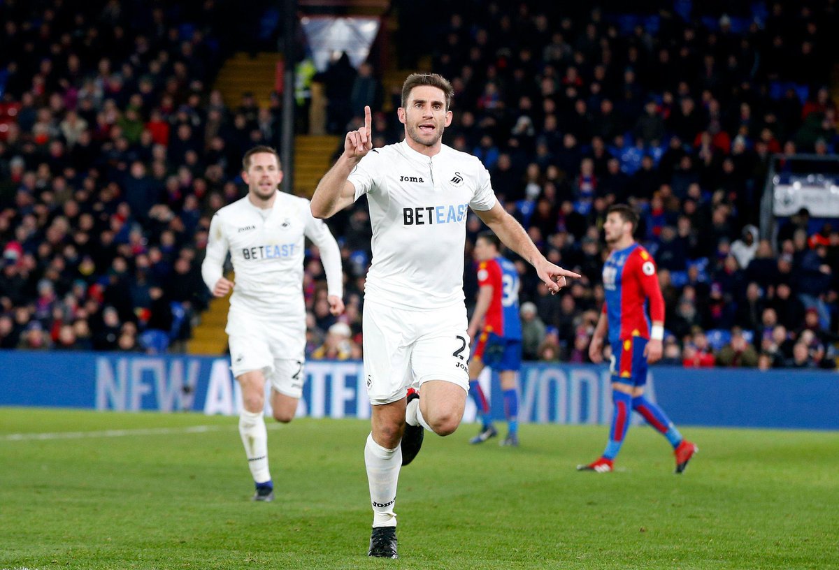 swanstrust's tweet image. Happy birthday Angel Rangel 🎉🥳🎂

#YJB #JackArmy #Swansea

📸: @athenapics