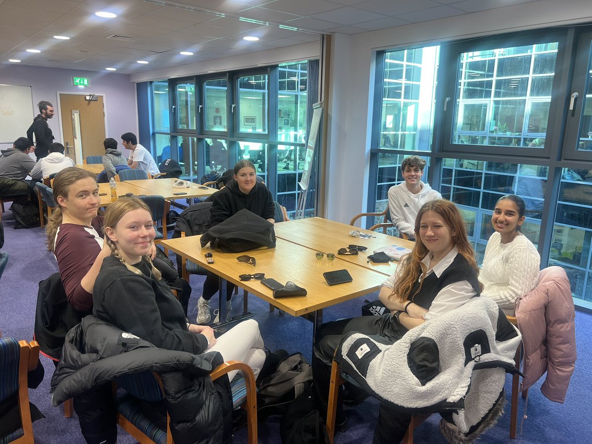 <a href="/DofE/">The Duke of Edinburgh’s Award</a> is one of our flagship enrichment programmes and we are super proud to be one of the BIGGEST centres in Bedfordshire in supporting our student leaders achieve their awards- from expeditions to volunteering! 💪

<a href="/AltafLSFC/">Altaf Hussain</a> <a href="/love_luton/">Love Luton</a> <a href="/DofE/">The Duke of Edinburgh’s Award</a>