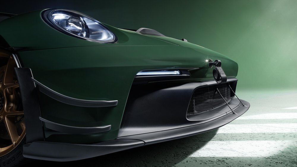 PaisleyAutocare's tweet image. Unleash track performance like never before with the Manthey Kit for the 911 GT3 RS! 🏁 Designed for speed, precision, and control. Explore the ultimate upgrade: Manthey Kit Details
paisleyautocare.co.uk/blogs/news/enh…

#MantheyKit #911GT3RS #PorschePerformance #TrackReady #CarEnthusiast