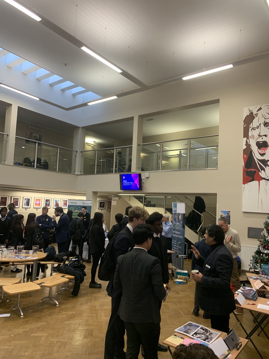 Miss McArthur tweet media