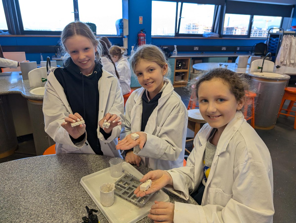 Downey House School tweet media