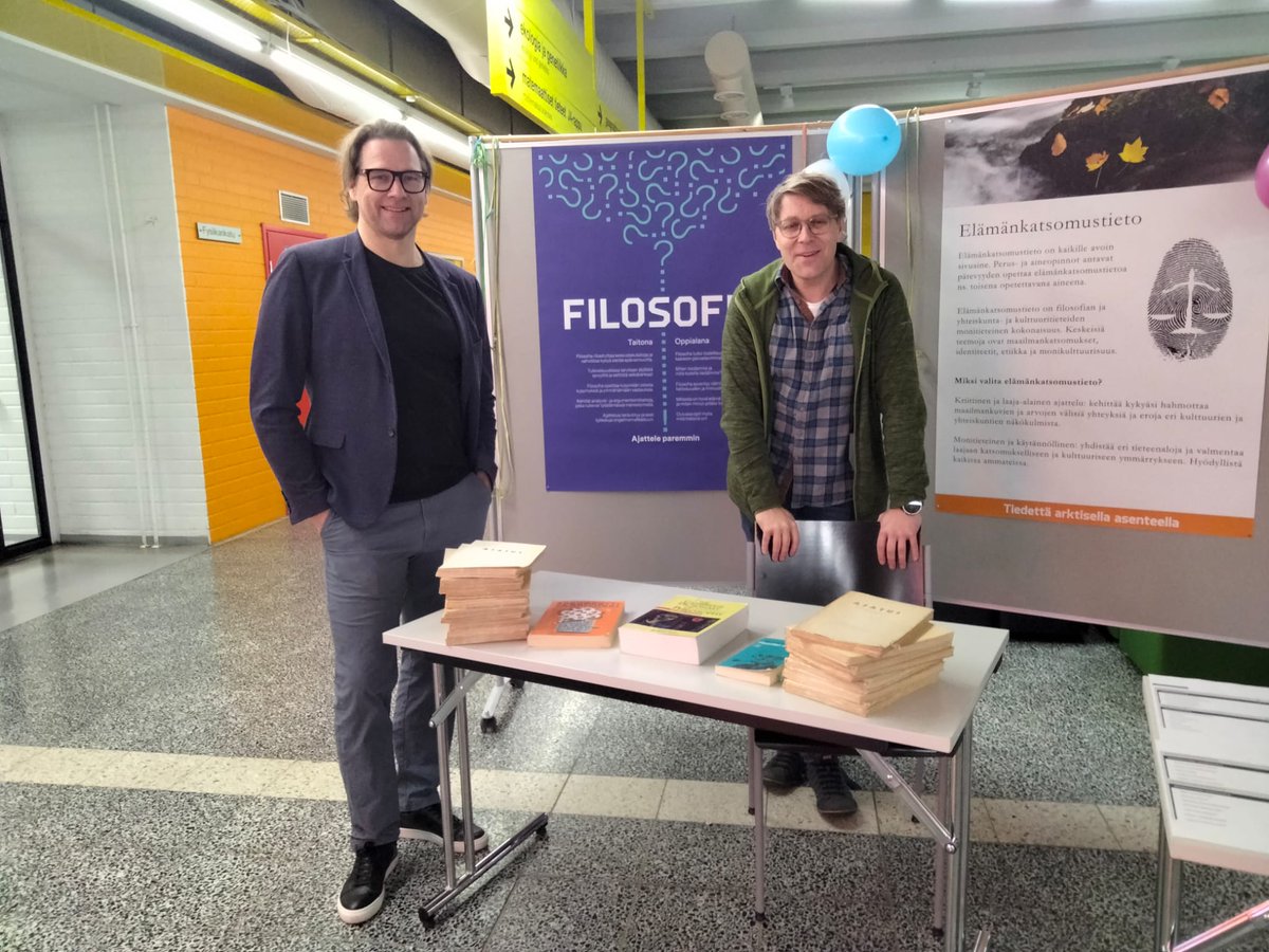 Jouni-Matti Kuukkanen (@jmkuukkanen) on Twitter photo Promotoitiin filosofiaa <a href="/UniOulu/">University of Oulu</a> opiskelijoille <a href="/ViliLahteenmaki/">Vili Lähteenmäki</a> kanssa. Oli kova kuhina! Promotoitiin filosofiaa <a href="/UniOulu/">University of Oulu</a> opiskelijoille <a href="/ViliLahteenmaki/">Vili Lähteenmäki</a> kanssa. Oli kova kuhina!