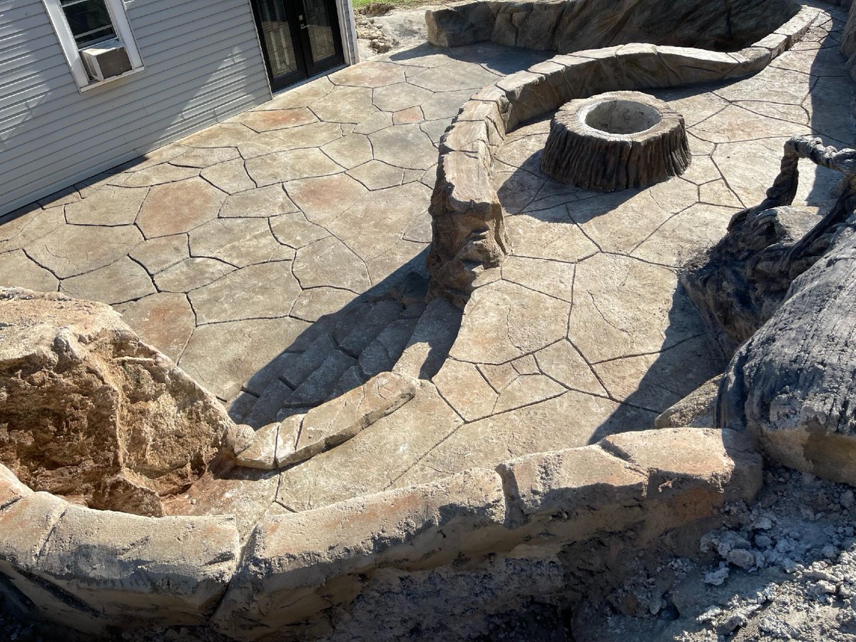 JoeSusanYSBH's tweet image. Cozy up and let’s get lit... the fire pit, that is! 🔥✨ Perfect for those nights when you just can&apos;t &apos;kebab&apos; up your plans! 😄 #FirePitFun #RoastMarshmallows #BurtonRestoration