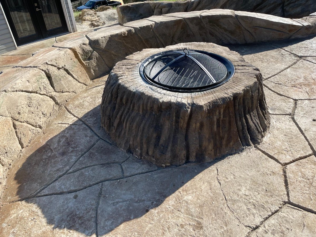 JoeSusanYSBH's tweet image. Cozy up and let’s get lit... the fire pit, that is! 🔥✨ Perfect for those nights when you just can&apos;t &apos;kebab&apos; up your plans! 😄 #FirePitFun #RoastMarshmallows #BurtonRestoration