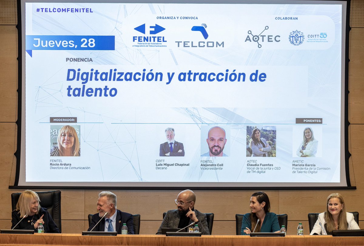 FENITEL_ES's tweet image. 🤓Hablamos de talento y su captación en esta última mesa con @ametic_es, @aotec_es, #Fenitel y @coitt_aegitt
fenitelcom.es
Acceso al streaming aquí👇
#telcomfenitel #TELCOM2024