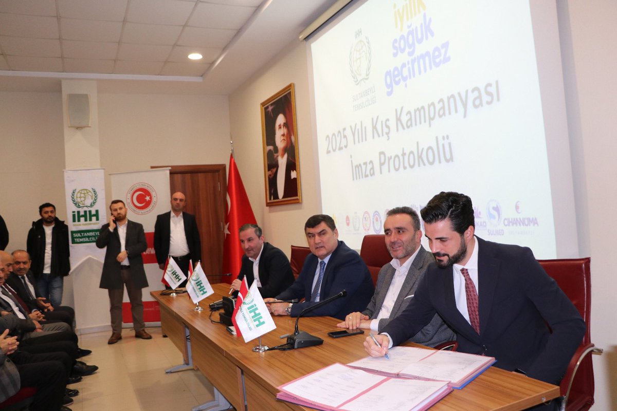 2025 yılı için İHH İnsani Yardım Vakfı tarafından düzenlenen "Kış Kampanyası" yardıma muhtaç bireyler için umut ışığı olmaya devam ediyor. Bu anlamlı girişimin bir parçası olmak amacıyla, imza protokolüne katılım sağladık.