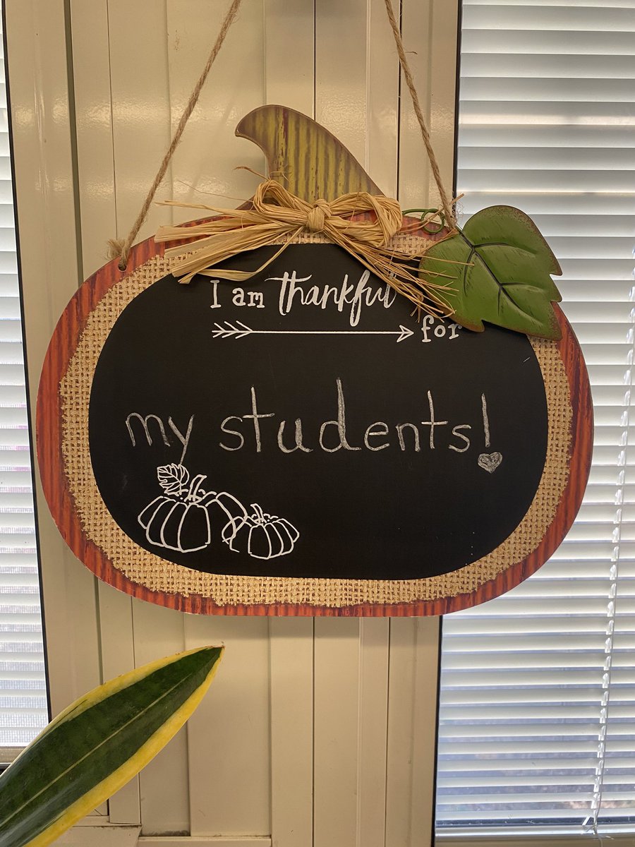Happy Thanksgiving 🦃 🧡 🤎 🤗 I hope you and your family have a safe and joyful holiday! <a href="/School20Cougars/">Claremont Avenue School #20</a>