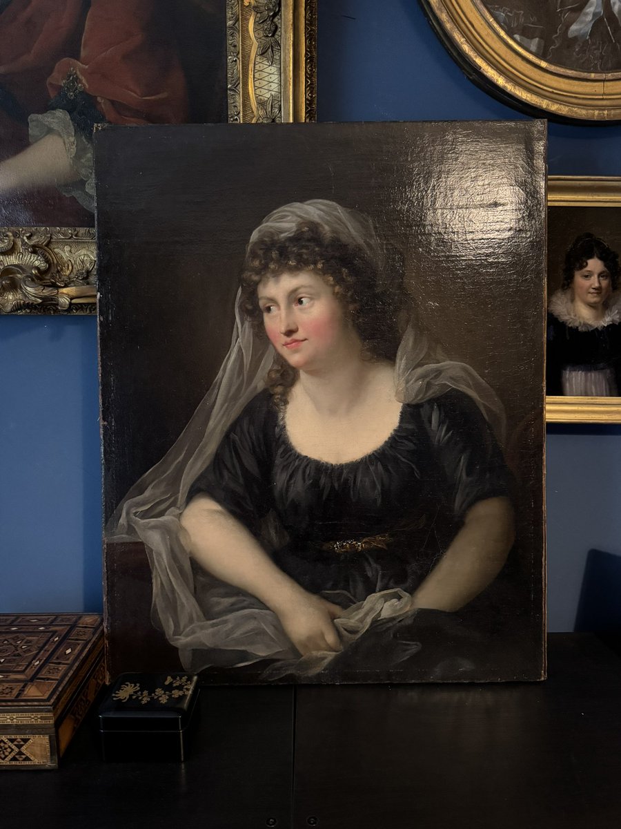 WMaximowicz's tweet photo. I have always had love for 18th-c. German (to be precise, Swiss) portraiture, with Anton Graff being my favorite. The arrival of my latest acquisition has been quite intriguing—it seems to be yet another previously unpublished portrait by this artist! https://t.co/WiO4RGxKFf https://t.co/FqbxCHTKWP