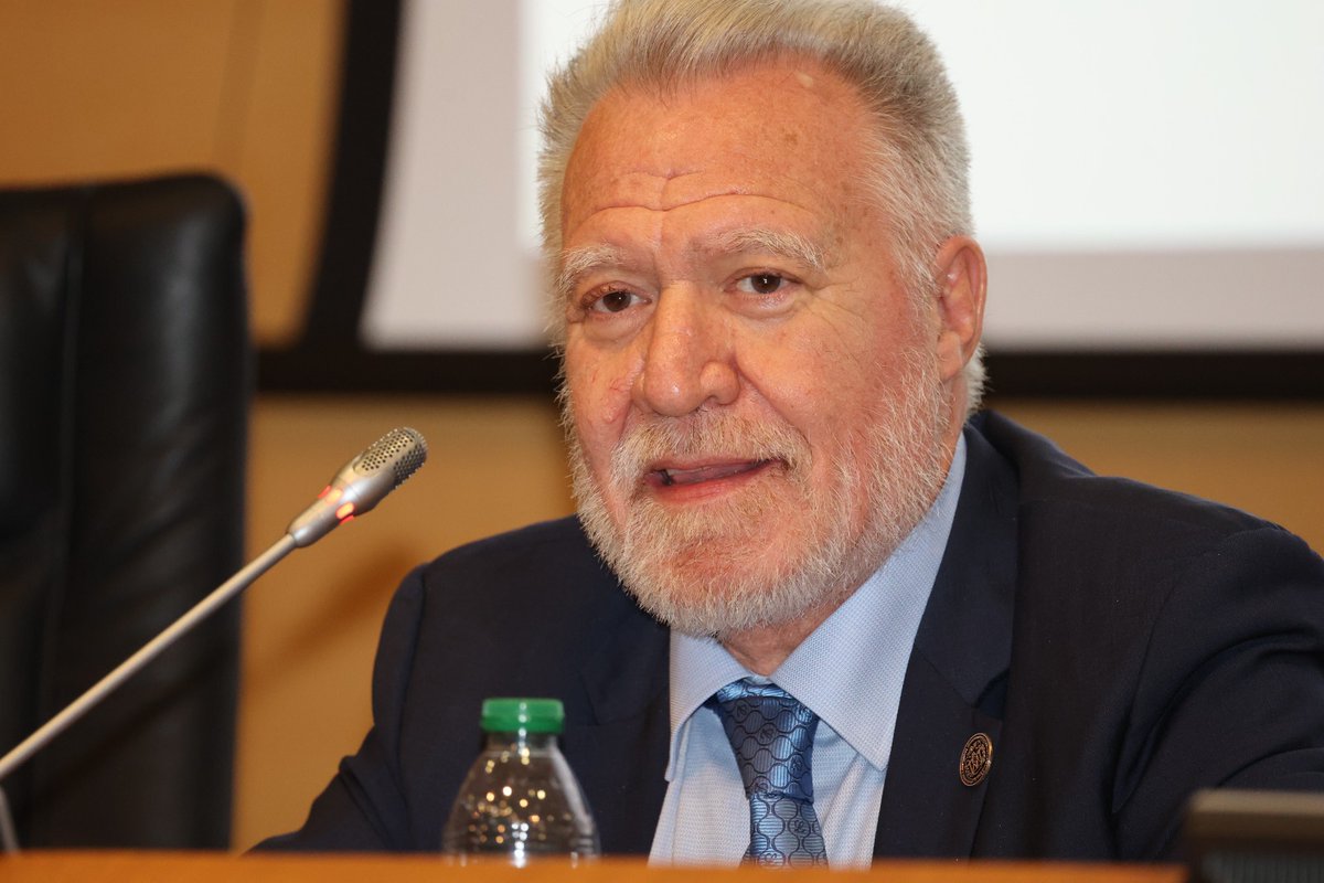 FENITEL_ES's tweet image. Luis Miguel Chapinal, decano de @coitt_aegitt
🗣️&quot;Existe el talento innato y el talento adquirido. Éste último es el que hay que potenciar&quot;
Acceso al streaming aquí👇
#telcomfenitel #TELCOM2024