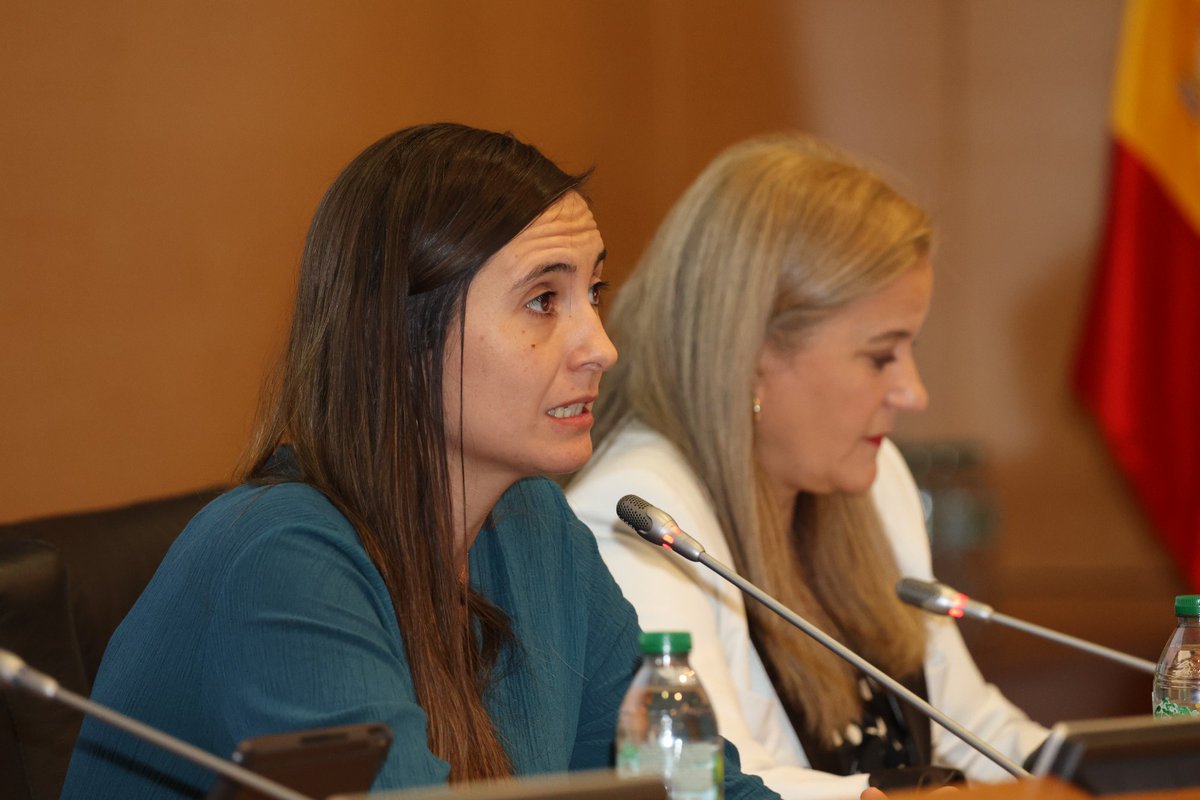 FENITEL_ES's tweet image. Claudia Fuentes, vocal de la junta y CEO de TM digital de @aotec_es
🗣️&quot;No se trata sólo de captar al personal con talento, sino de enseñarle, para retenerlo&quot;
Acceso al streaming aquí👇
#telcomfenitel #TELCOM2024